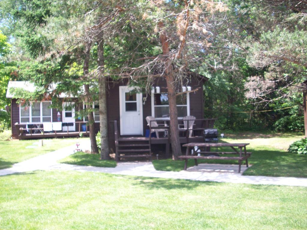 Lakewoods Cottage Oxtongue Lake Zimmer foto